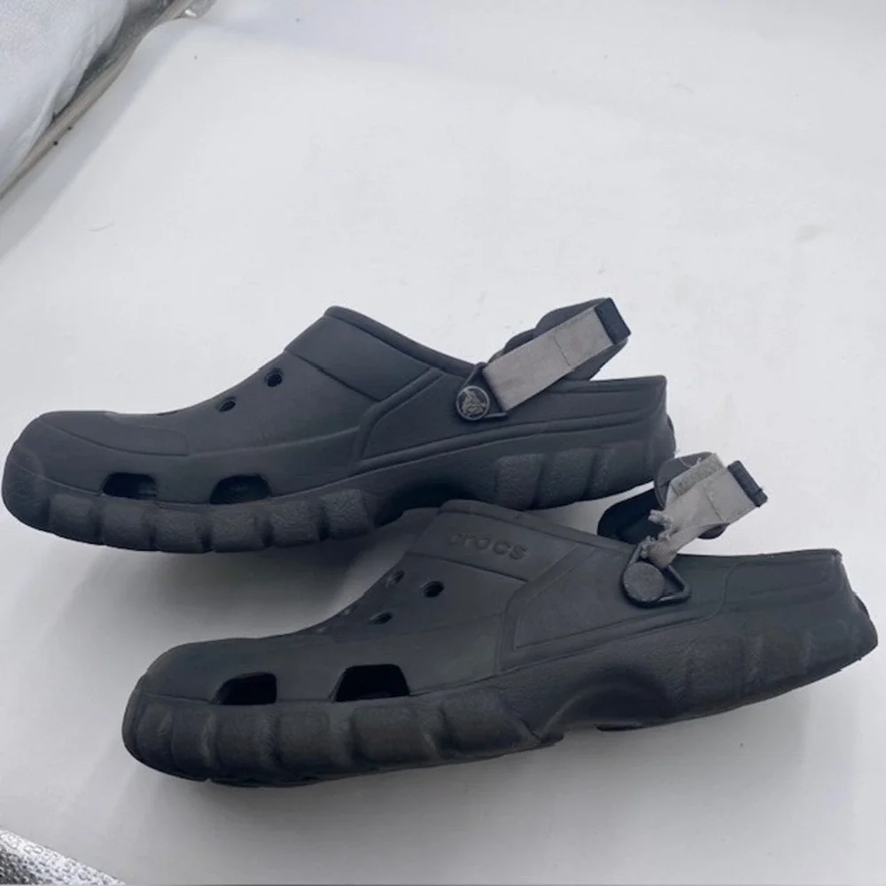 Crocs Classic All-Terrain Clog Sandals Mens 10 Women 12 Black Rugged Hiking Gorp